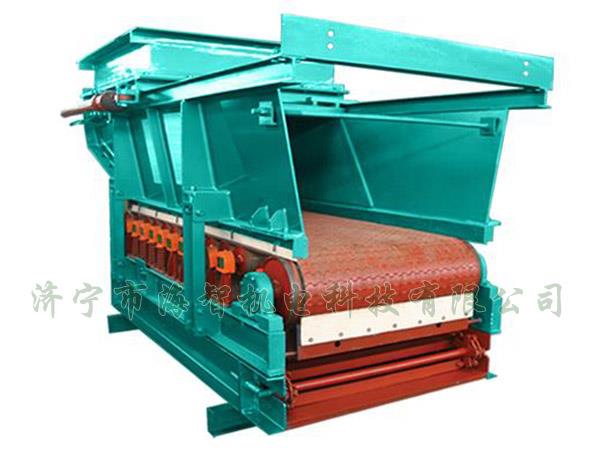 帶式（甲帶）給料機具有運行平穩(wěn)、節(jié)能、環(huán)保等優(yōu)點